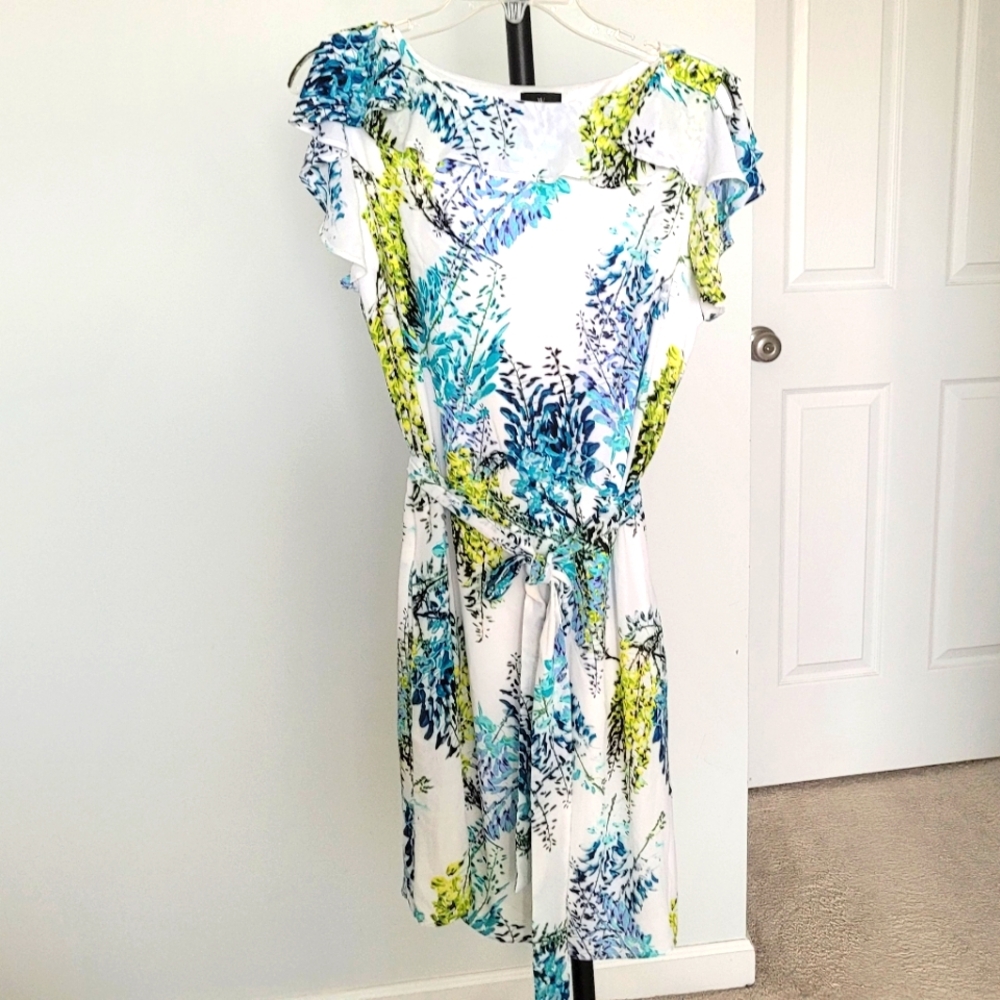 Women's Dress Bundle Size M